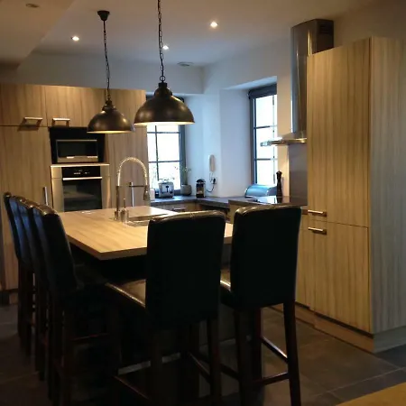 Camelia Villa Bayeux